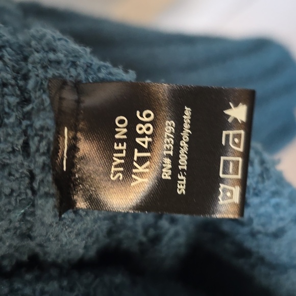 POL Teal Sweater - Picture 5 of 6